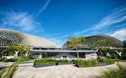 Esplanade - Theatres On The Bay (D1), Retail #583855831